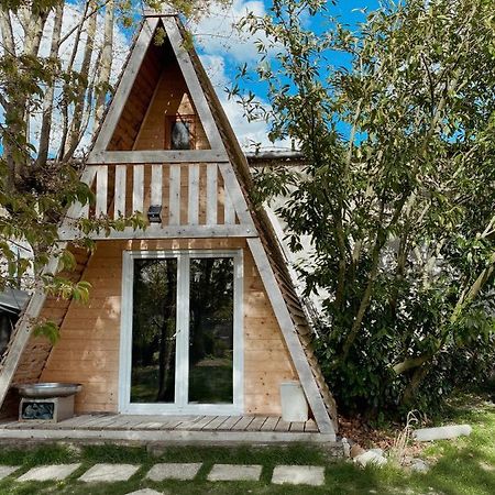 Le Chalet Tipi Avec Jacuzzi Et Jardin تروي المظهر الخارجي الصورة