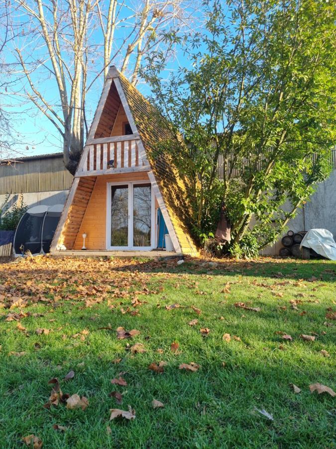 Le Chalet Tipi Avec Jacuzzi Et Jardin تروي المظهر الخارجي الصورة